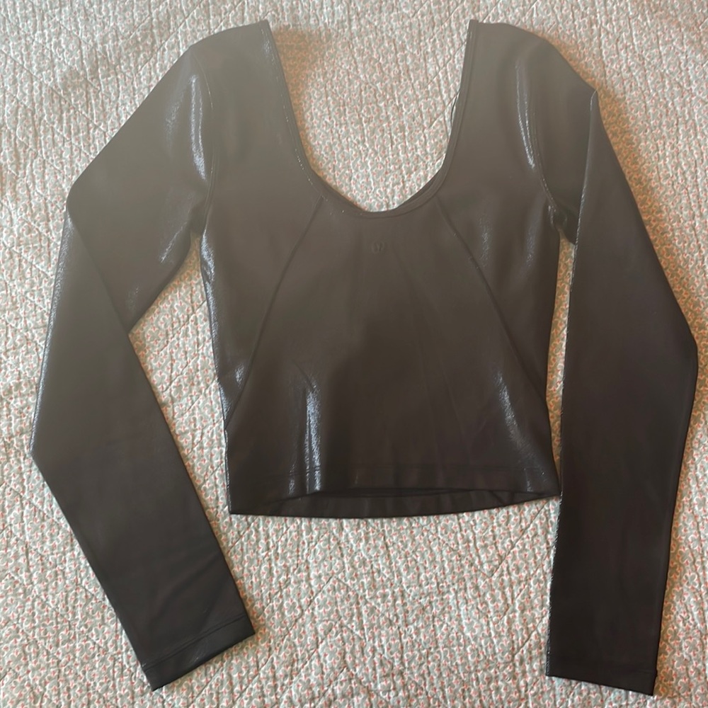 NWT Lululemon foil top - Picture 5 of 8